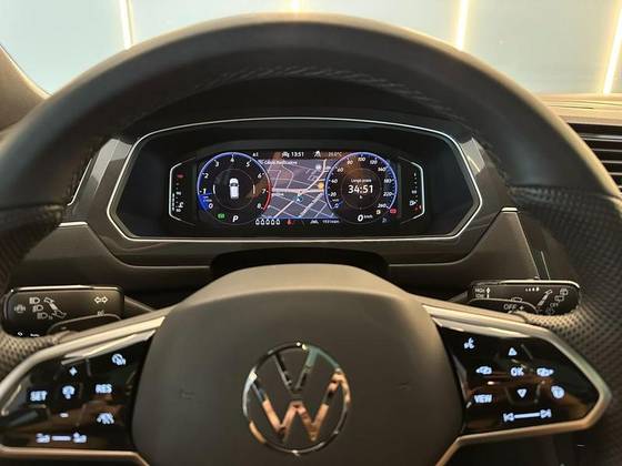 VOLKSWAGEN TIGUAN 2.0 300 TSI GASOLINA ALLSPACE R-LINE AUTOMÁTICO